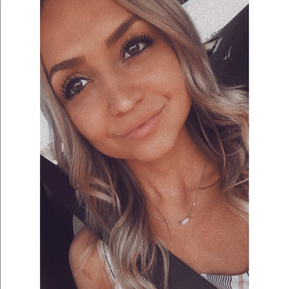 Meet your Posher, Faith